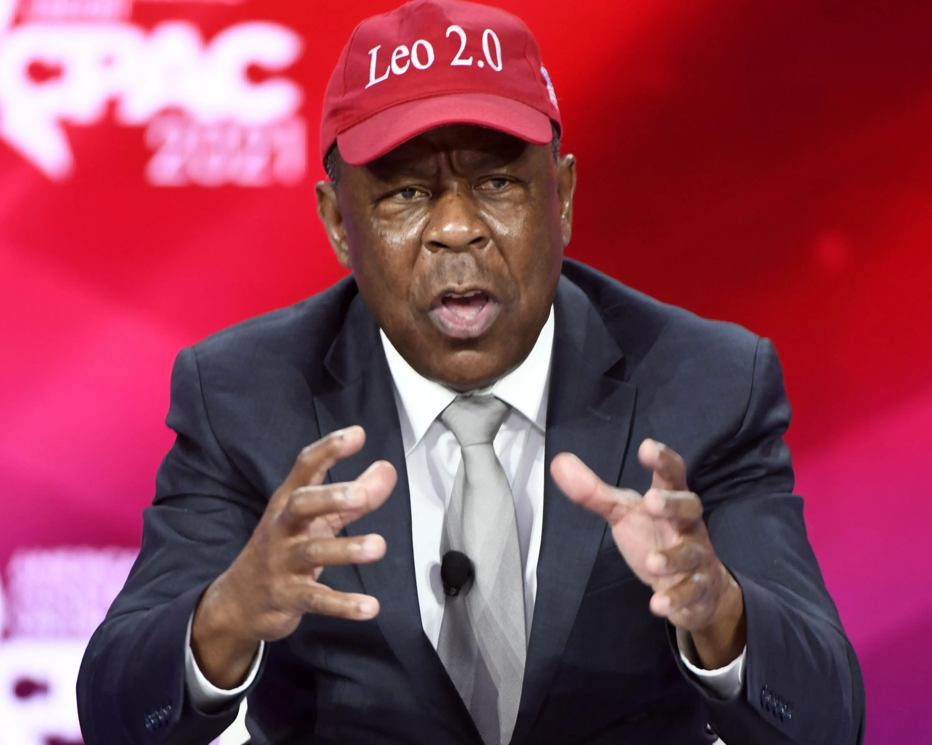 Terrell wears a red “Leo 2.0” hat.