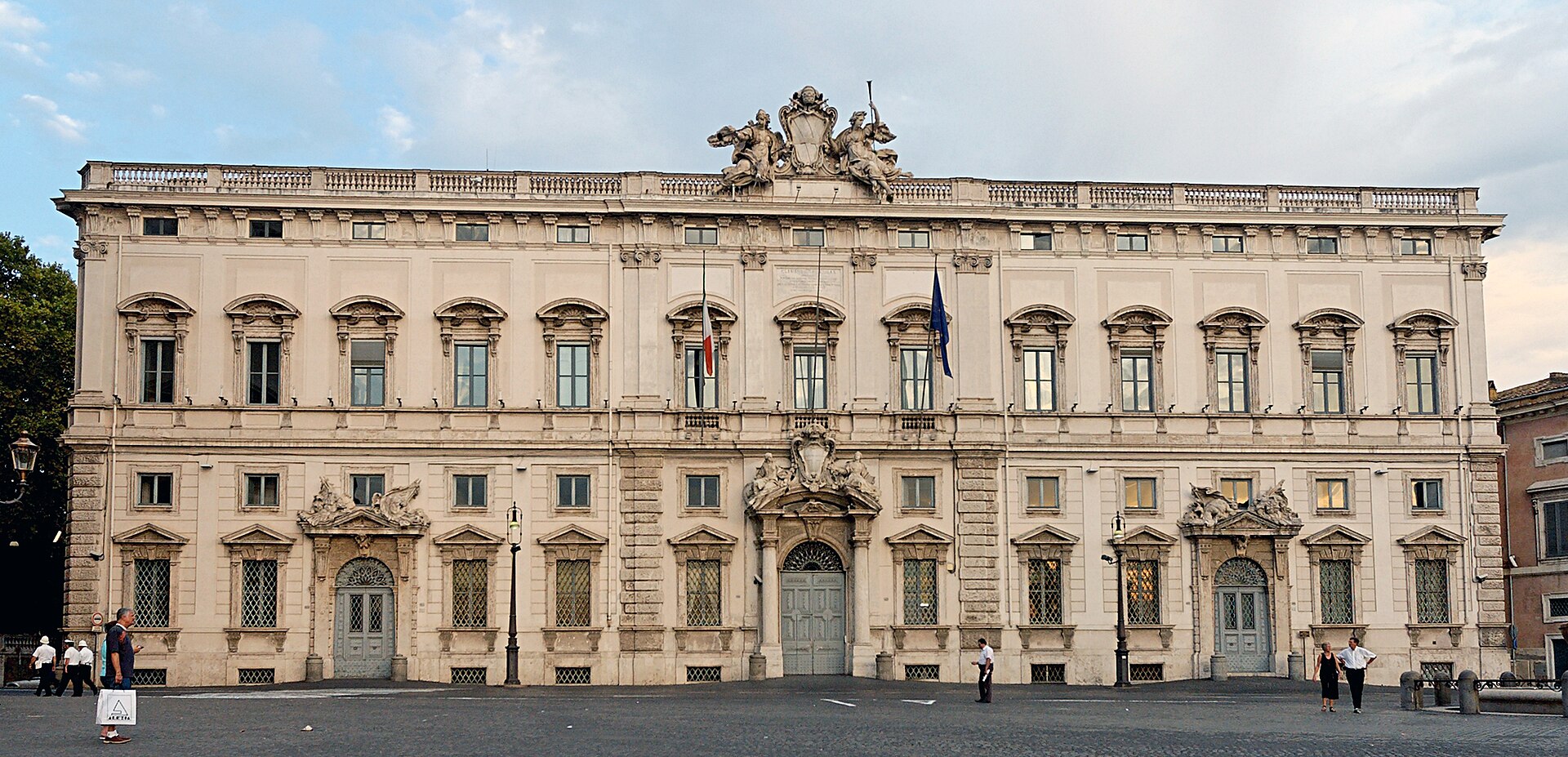 Italian Constitutional Rulings Expose Systemic Clashes Over Asset Forfeiture and Plea Bargaining Guarantees